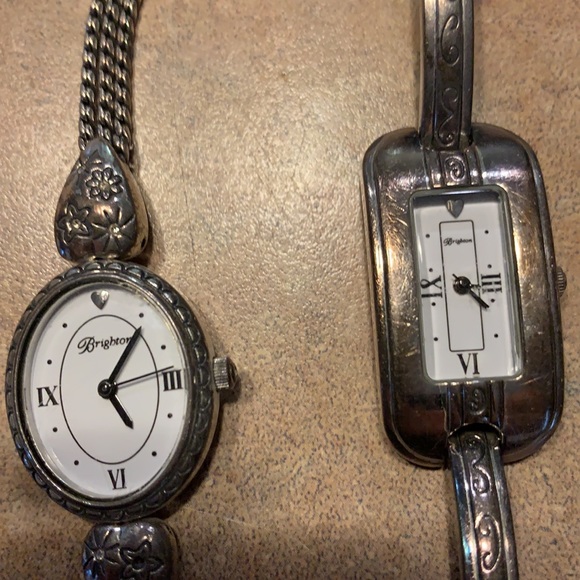 Brighton watches (2) included with case - Picture 2 of 6